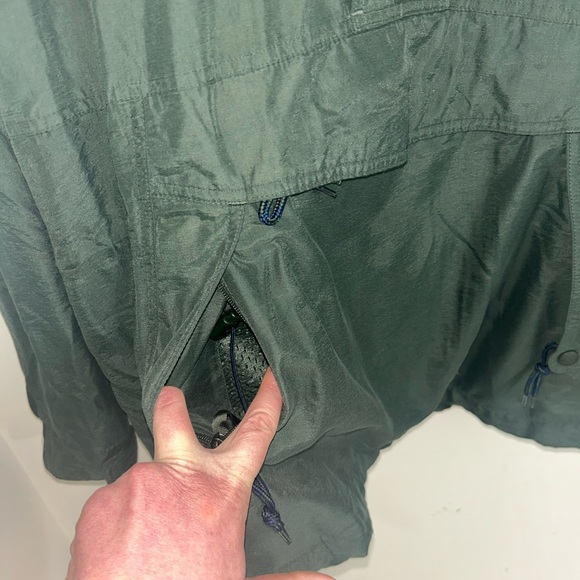 Eastern Mountain Sports Mens Windbreaker 1/2 Snap Front Pouch Jacket Vtg small - Picture 3 of 10